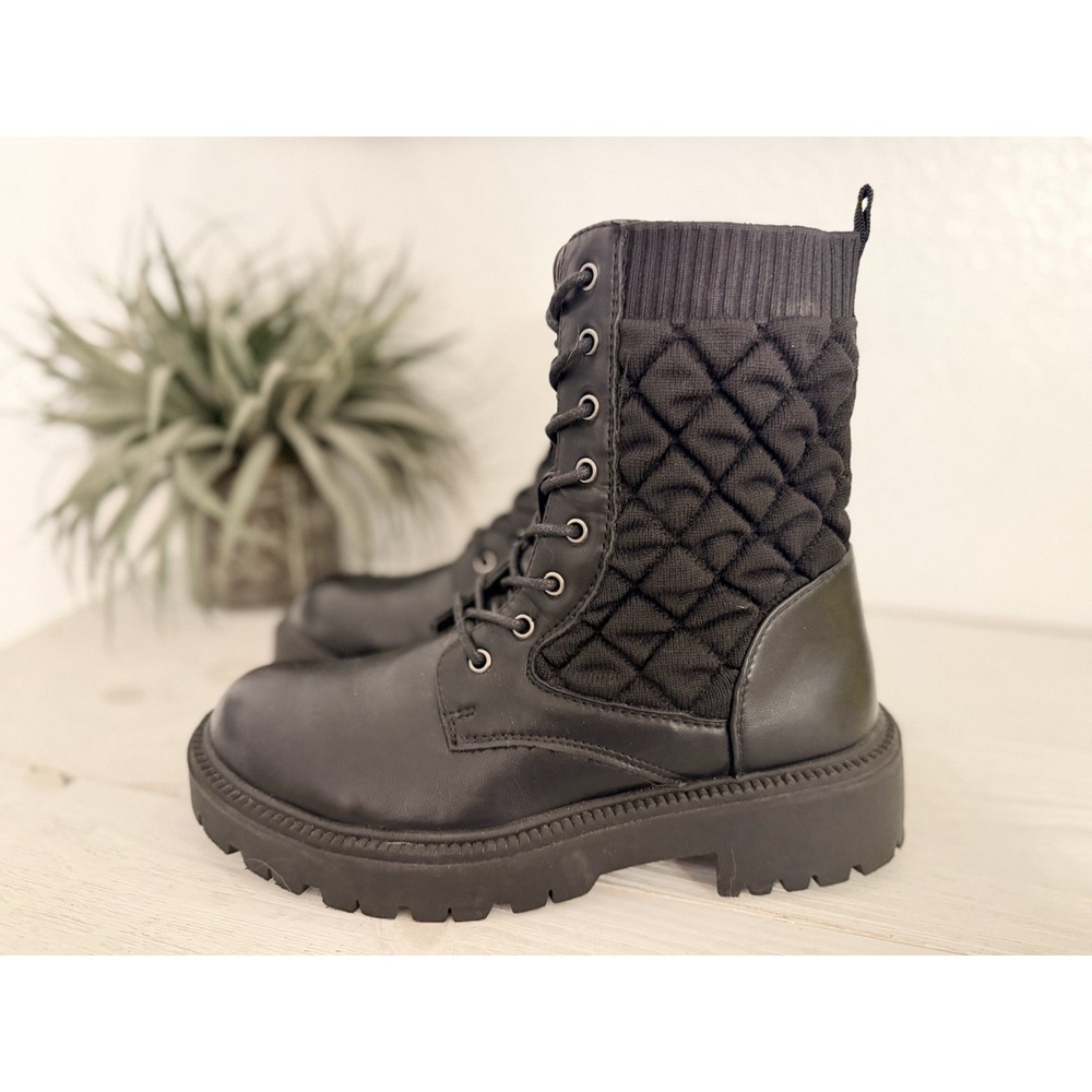 White Mountain Shayne Lace Up Combat Boots Women Size 7.5 Lug Sole Ankle Chelsea